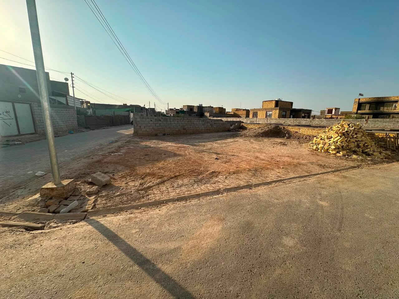 عرصه لبيع
العنوان حي الامين خلف بانزين الشموس بشارع 

العيساوي ركن 165متر مجاري كهرباء شارعين شارع 

تبليط وشارع مقرنص للستفسار ***********
