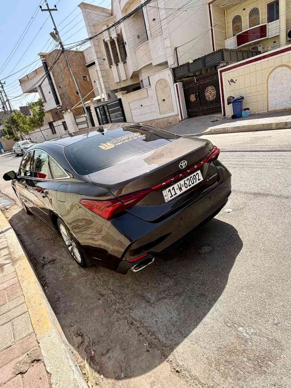 � للبيع او مراوس حسب القناعة  تويوتا أفالون XLE موديل 2019 وارد أمريكي
مواصفات 1/1 فوول للاخير🔥
محرك 3.5 V6 بقوة 301 حصان
كير أوتوماتيك 8 سرعات
دفع أمامي
بصمة وتشغيل زر
رادار كروز متكيف
مانع خروج عن المسار
بريك تصادم وكشف مشاة
Blind Spot بالناظور
كاميرا خلفية و360 محيطي
أضوية LED + DRL
مقاعد أمامية مدفأة وتبريد
تبريد أوتوماتيك Dual Zone
Apple CarPlay
شاشة معلومات 7 إنج
أوضاع قيادة Eco / Normal / Sport
جنوط ألمنيوم 17
مرايا كهربائية مدفأة مع إشارات
داخل لونين وصاج 
تنبيه حركة خلفية RCTA
سيارة جديدة وبدون نقص 4 قطع صبغ حادث بالعراق وسطحي
للبيع امو المراوس حسب القناعه 
***********
