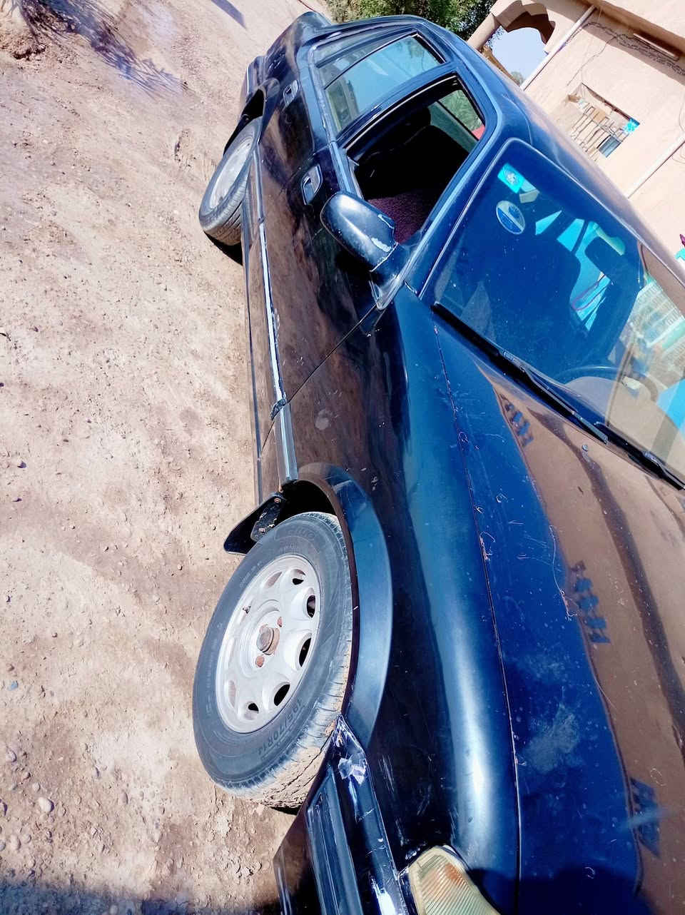 برنس لون اسود  الموديل 94 بلاديه مكفوله كفاله عامه محرك گير مكفول تحويل مباشر ب اسمي السعر 30 وبيه مجال 
***********//***********
