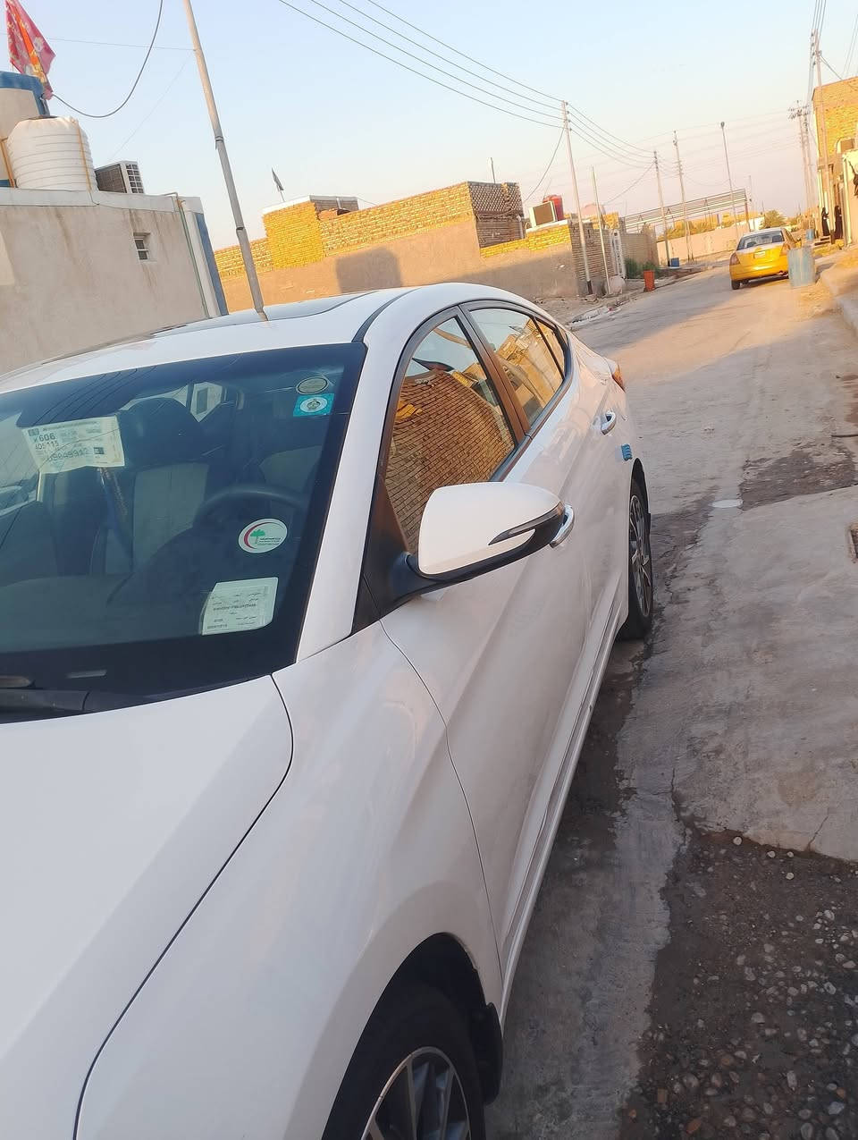 سلام عليكم
نتره للبيع موديل 20
خليجي فول مواصفات 

كله شغال نضيف 
سونار مرفق معه صور 
مكان ميسان 
***********
السعر 147وبيه مجال 

سنويه نافذه
