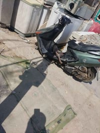 فراشة • حديد • ١٠٠