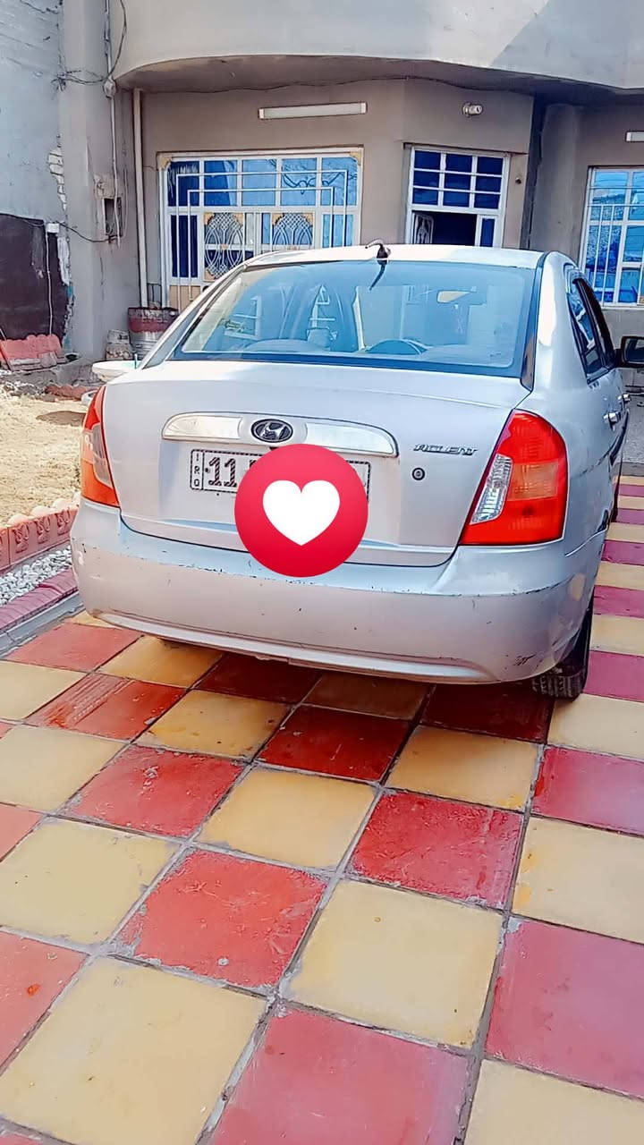سلام عليكم اكسنت ٢٠٠٩خليجي
بيه بس بنيد صبغ 
 تخم تاير جديد 
تبريد ثلج
صدر جديد
رقم بغداد انكليزي
رقم الهاتف
***********
