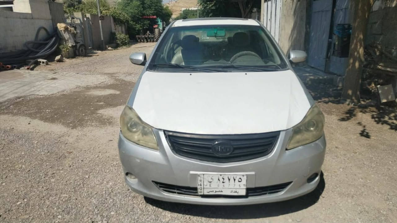 سەرەتا بە ناوی خوای گەورە بیوایدی مۆدیلی 2013گێڕ و مەکینەی کراوە بە یارس سەنەوی پلاستیکی ئەسڵیی بە شەرتی ئەوەلیات بە شەرتی گێڕ و مەکینە و تە قە ڕەقە سەیارە حیزام بۆیاخە سعری 33وەرەقە موشتەری نیت سەرمان مەیەشێنە ***********.           ***********
