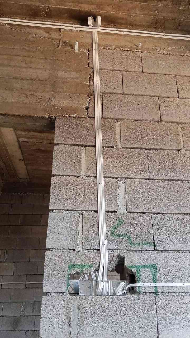 كهربائي منازل👷‍♂️أسعار مناسبه
تأسيس وتنفيذ جميع الأعمال الكهربائية ⚡

تأسيس كهرباء المنازل والشقق والمحالات ✅

1 _ توزيع نقاط الإنارة 💡

2 _ توزيع البرايز 🔌

3 _ توزيع المكيفات ❄️

5 _ توزيع نقاط الستلايت 📡

6 _ توزيع نقاط السخانات 🚿

7 - توزيع الكاميرات 📷

اي استفسار الرجاء التواصل ع الرقم***********

      

العنوان الموصل ***********
