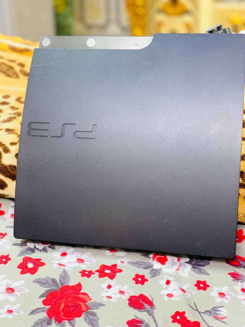 🎮 عـرض خـاص – بلايستيشن 3 (PS3 Slim) نظيف وجاهز للونسة! 🎮
إذا تدور على جهاز شغّال وبسعر مناسب، هذا الجهاز يلك العافية!
النظافة: مستخدم بنظافة ممتازة شغال بدون أي مشاكل.
التهكير: الجهاز مهكر جاهز (تقدر تنزل عليه أي لعبة تعجبك مستقبلاً بكل سهولة).
الألعاب المنزلة جاهزة:
🚗 GTA V (قراند 5)
⚽ PES 2018 (بيس 2018)
السعر: 150 ألف دينار فقط! 🔥
التوصيل: متوفر توصيل منزلي داخل الناصرية 🚚
📩 للطلب أو الاستفسار: راسلنا على الرسائل الخاصة أو اتصل على الرقم: [***********] ناصرية, ذي قار
