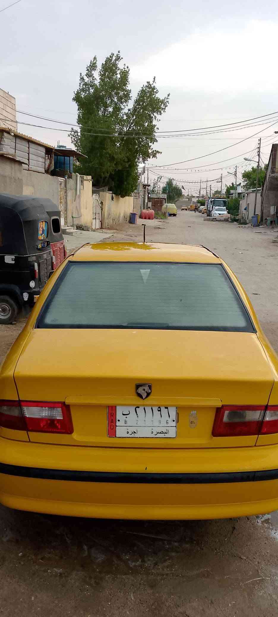 ‏سلام عليكم سياره سمند 12 مصفره هيئه وغرامات شرط التحويل السنويه منتهيه سياره حلوه مكينه كير مكفول العنوان بصره شارع الميثاق رقم *********** السعر 17وبيهه مجال قليل بيع مستعجل
