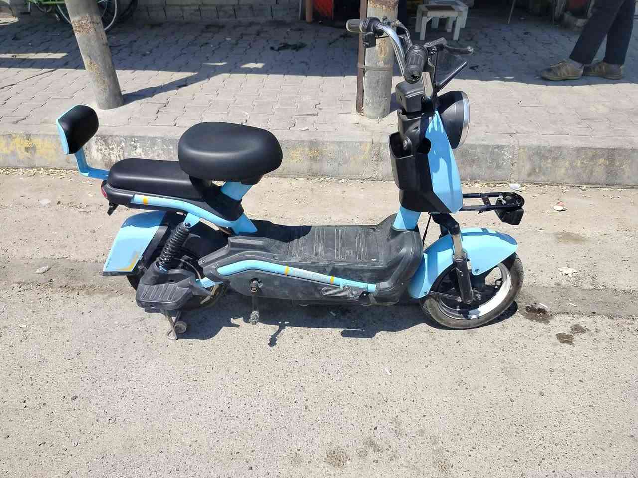 دراجه شحن للبيع السعر 160 وبي مجال قليل العنوان الأسرى والمفقودين للاستفسار تعال خاص او اتصل علرقم ***********
