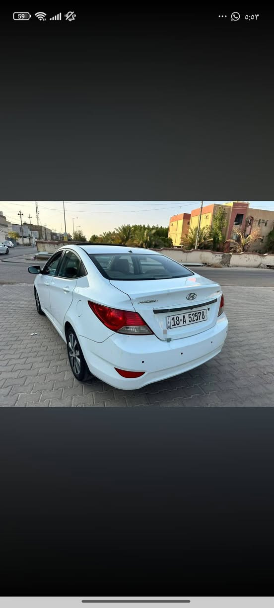 السلام عليكم
هونداي اكسنت
موديل 2014 خليجي 
محرك 1600
بيها باب مصبوغ بدون الدواخل 
الباقي مكفولة كفاله عامه السياره 
فتحه 
اربعه دسك 
اي بي اس 
تبريد ثلج 
سياره جاهزه من كلشي ربع متصرف عليه 
الاستفسار 
***********
