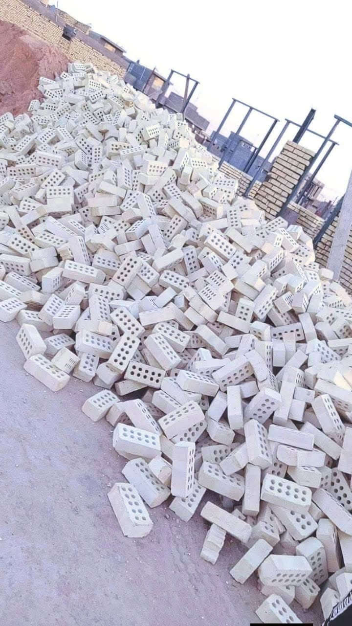 *********** يوجد لدينا طابوق للبيع
