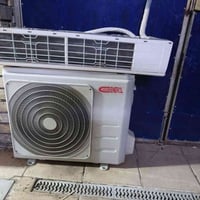 سبلت للبيع نضيف مكفول من الصيانه تدفئه تبريد نوع فيفا جنرال غاز 410 حد...