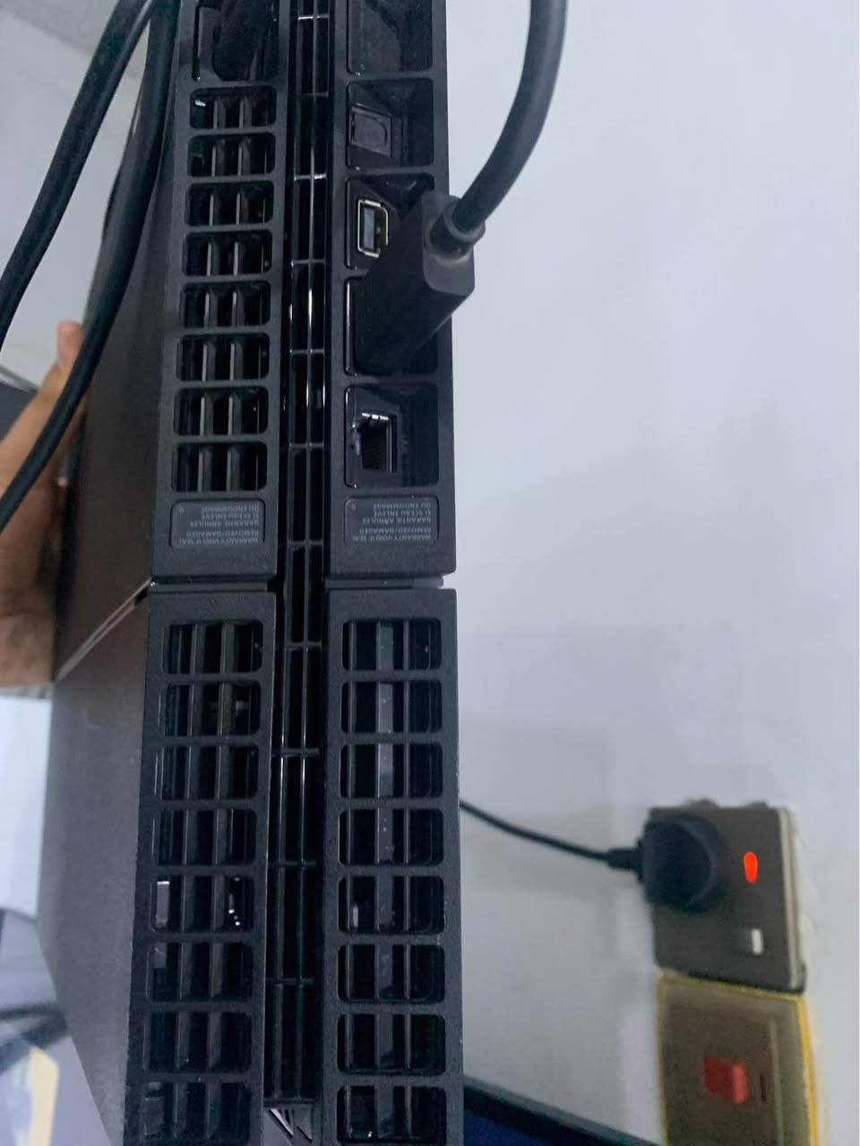 پلي فور نص تيره ما مفتوح كلش نضيف ويا يده كلش جديد مره ملعوب بي سعر 225بي مجال عنوان كركوك توصيل داخل كركوك استفسار *********** كركوك, العراق
