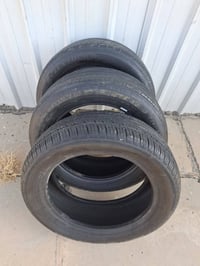 تايرات 195/55R16 • ٣ قطع • واحدة جديدة