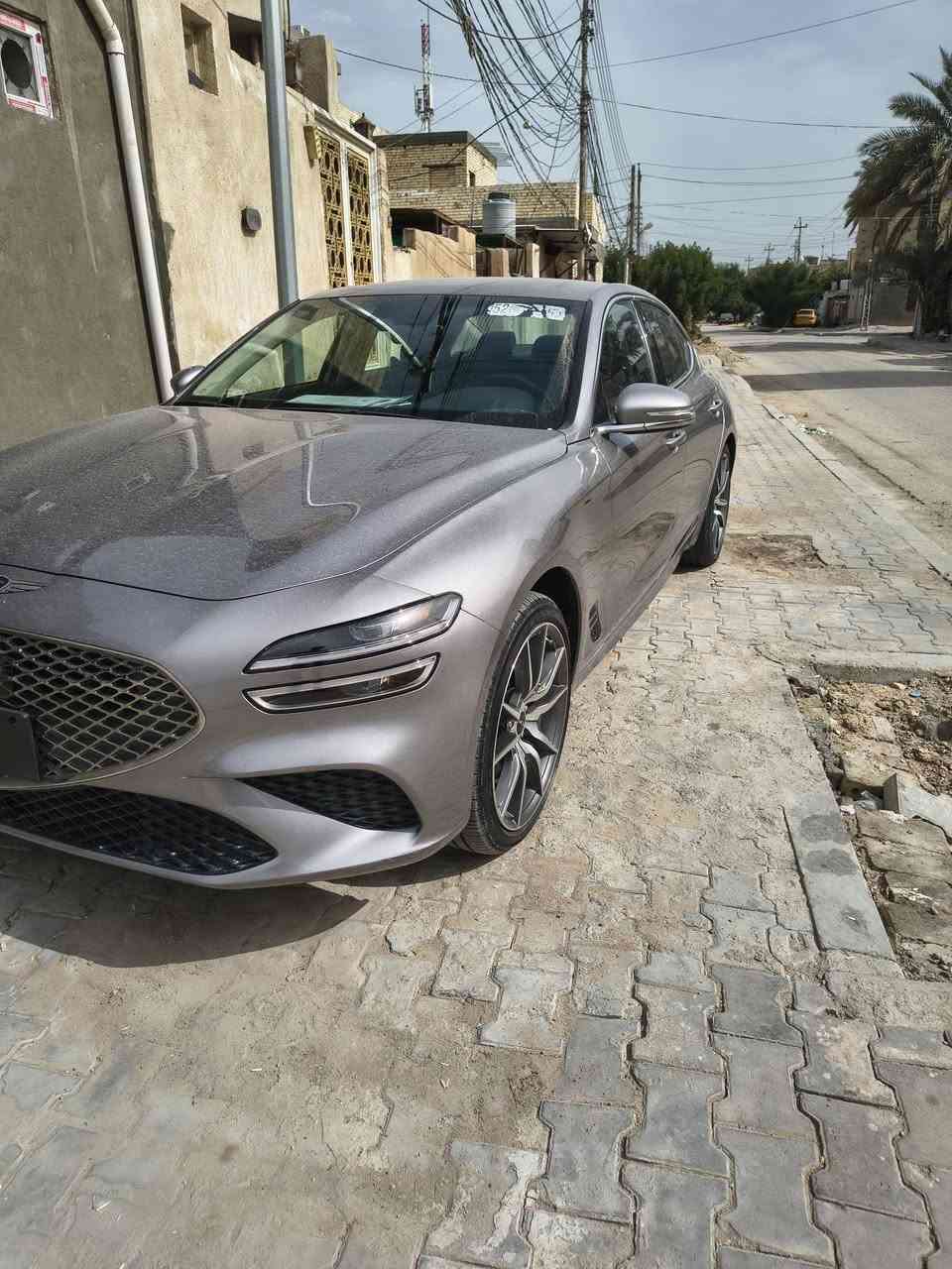 سلام عليكم
مراوس مع g80 

G70 مديل 25 اربعه سلندر 
ماشيه 29 الف 
رقم كربلاء شهداء 
حادث قبق جنطه 
للمراوس مع G80 
***********
