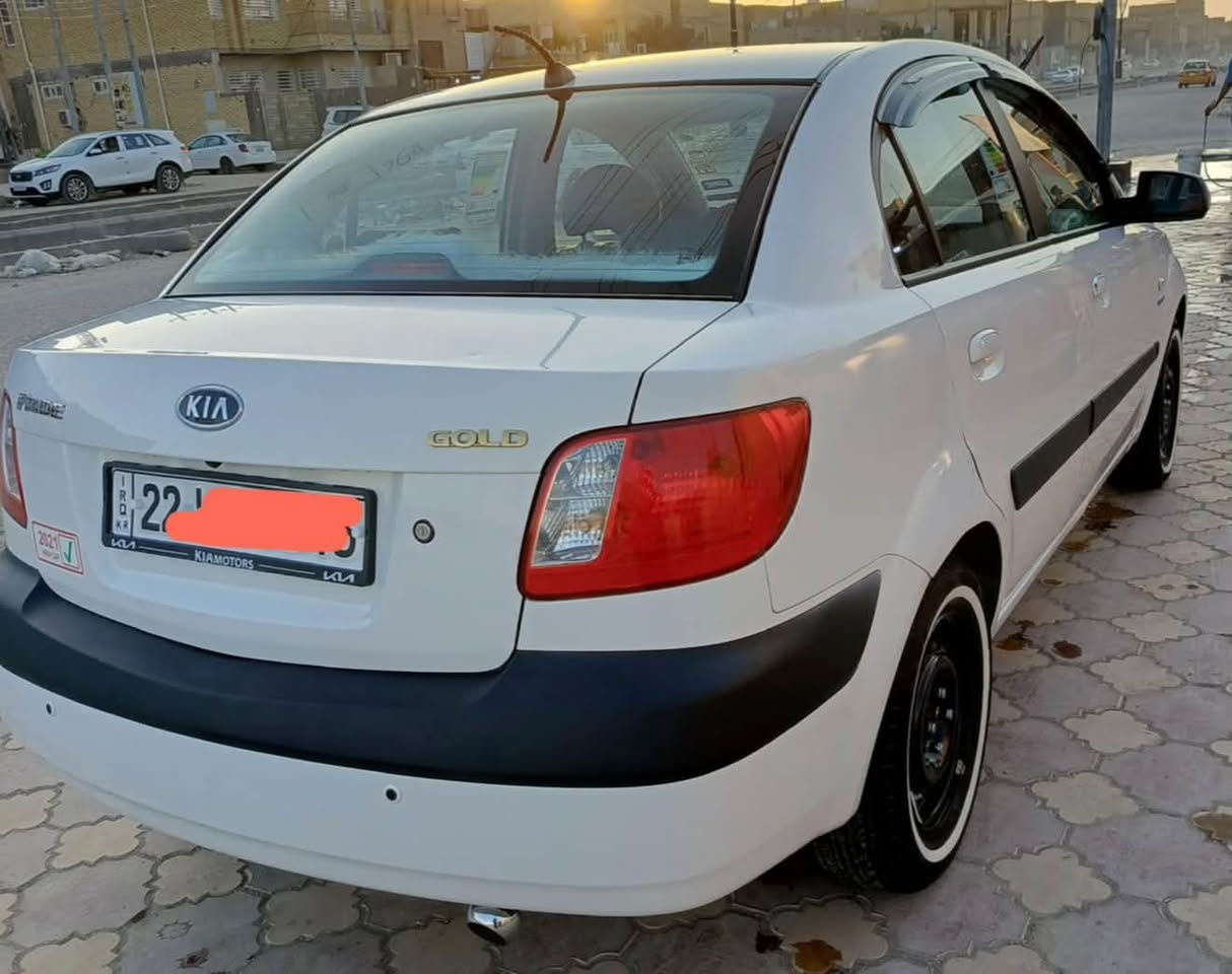 نضافه فول
كيه ريو 

كصه جنطه

متومه طبق اصل 

تبريد كير مكينه دواخل كله بالجيس

محرك 1600 

مكاني ناصريه

موديل 2008

سعر 39 وبيها مجال قليل

تصال ***********
