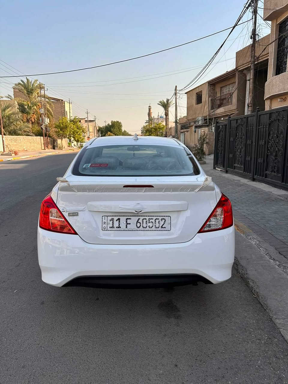 السلام عليكم صني موديل 2025 ماشيه 909كيلو هنديه شركه السور بليته زركه علامه جديده ام النحله مكفوله من الصبغ والبارد والتبديل والرصعه والشخط مواصفات السياره خمس تجواي شاشه كبيره كاميرا خلفيه بلوجكترات تايرات الشركه سبير منازل رقم بغداد سياره مكفوله كفاله عامه من كلشي السعر 135 وبيها مجال ***********
