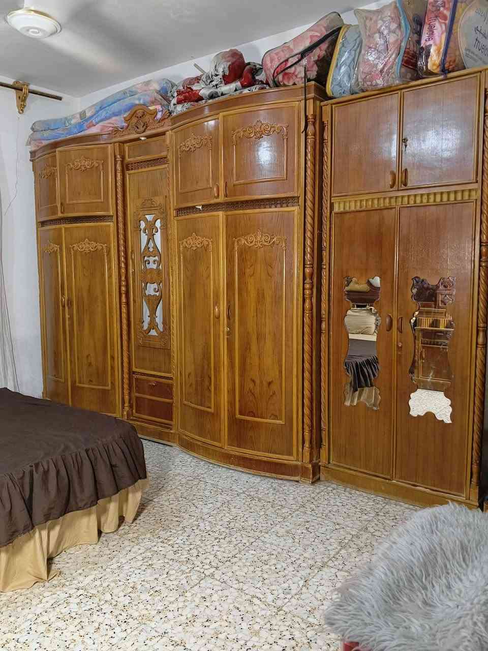 السلام عليكم غرفه اخشاب صاج عراقي للبيع اي ضرر مابيهه مثل الصوره بل ضبط سعرهه 800 الف وبيهه مجال بسيط للاستفسار الاتصال على ***********
