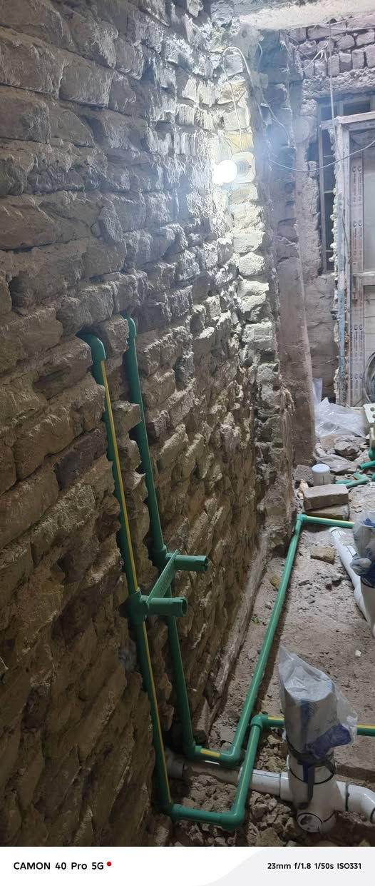 السلام عليكم اخوان خلفه بناء والبخ وترميم البيوت وتطبيك الارضيات وعكاده متفرغ حاليا مكاني النجف ***********
يومي قطعي علا المتر
