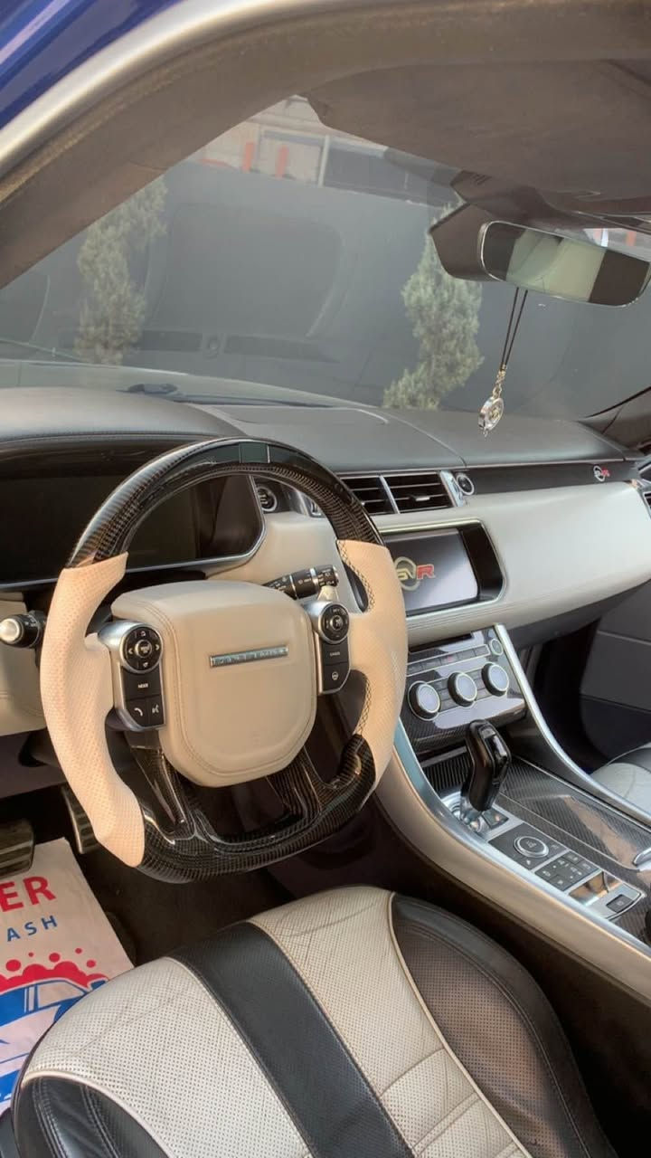 ￼ ‏بسم الله الرحمن الرحيم

للبيع  او مراوس

Range Rover SVR 2017 شريكة سةردار🚀🚀🔥🔥

سييارة جدا جديد بل باكت
٨ سلندر سوبرچارج🚀
محرك مامفتوح بشرت
ماشي ٩٠ مايل
سييارة كلش بشرت 
فقت نوس چاملخ خلفي كلير

مكان اربيل 

*********** أربيل, العراق
