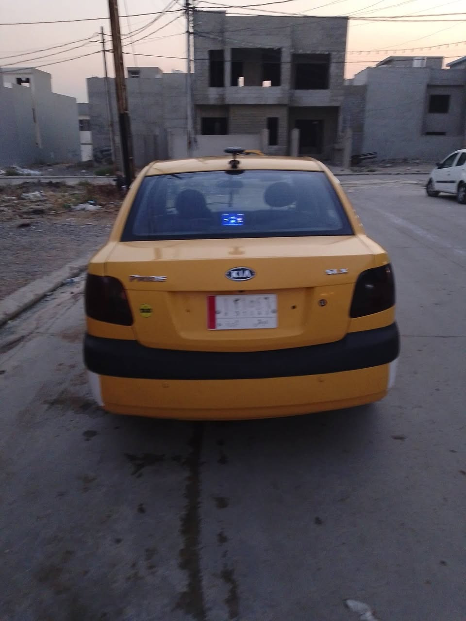 كيا ريو برايد للبيع فول مواصفات شرط التحويل رقم ديالى الشرعي بالموصل كير مبدل جديد المكينة بيها تنقيص موديل 2008 الاتصال على هذا الرقم *********** السعر 65وبيها مجال بسيط
