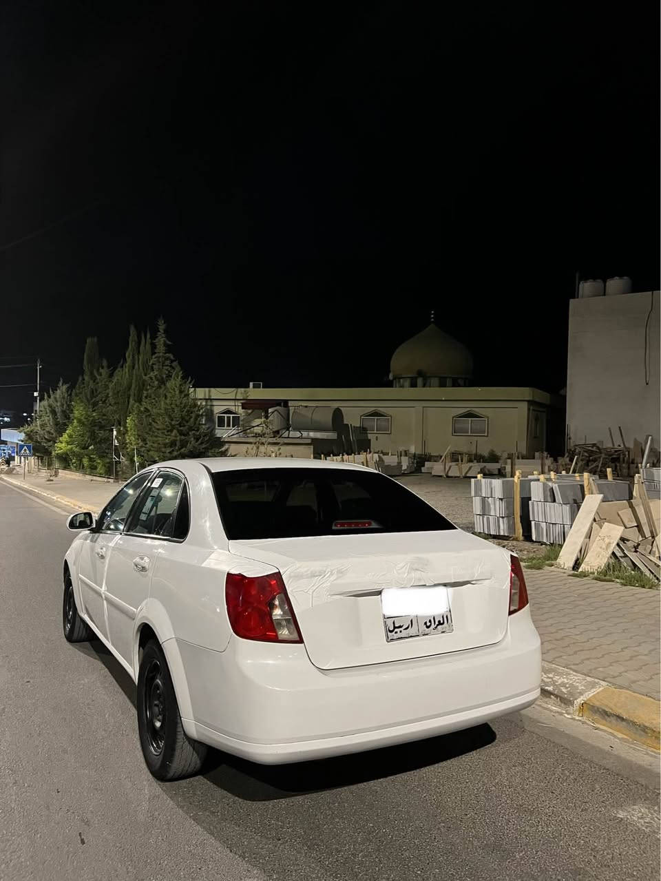 شوفرليت مؤديل ٢٠١١ دووپارچه ى بؤياخه نه رمه ته زره كى كه مى هه يه گئرو مه كينه و ته بريت و ته قه وره قه هه مووى به شه رت نرخى ٧٣ وه ره قه ١٥ وه ره قه ى غرامه له سه ره دواى معامه له ده ى گه رئنمه وه ژ.م ***********
زين *********** أربيل, العراق
