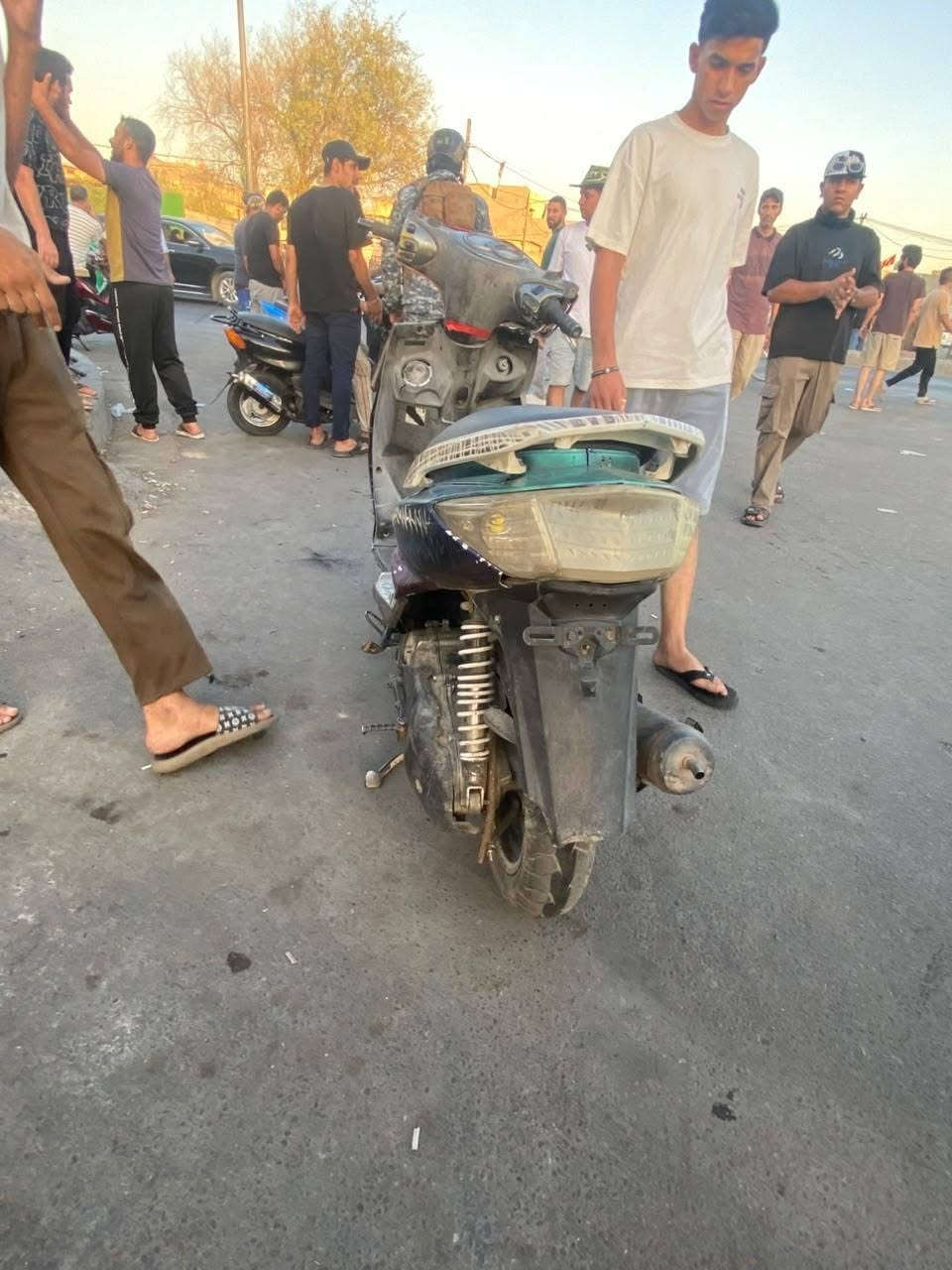 سلام عليكم سكنز فحل البيع
كهربائيات شغله 
سلف و هندر نكره شرط
بوشه58.شلع و معدل شرط طيران
***********بغداد ب 400وبيه مجال الشراي 
و مارجع أحد لان مستعجل على بيعتهة
