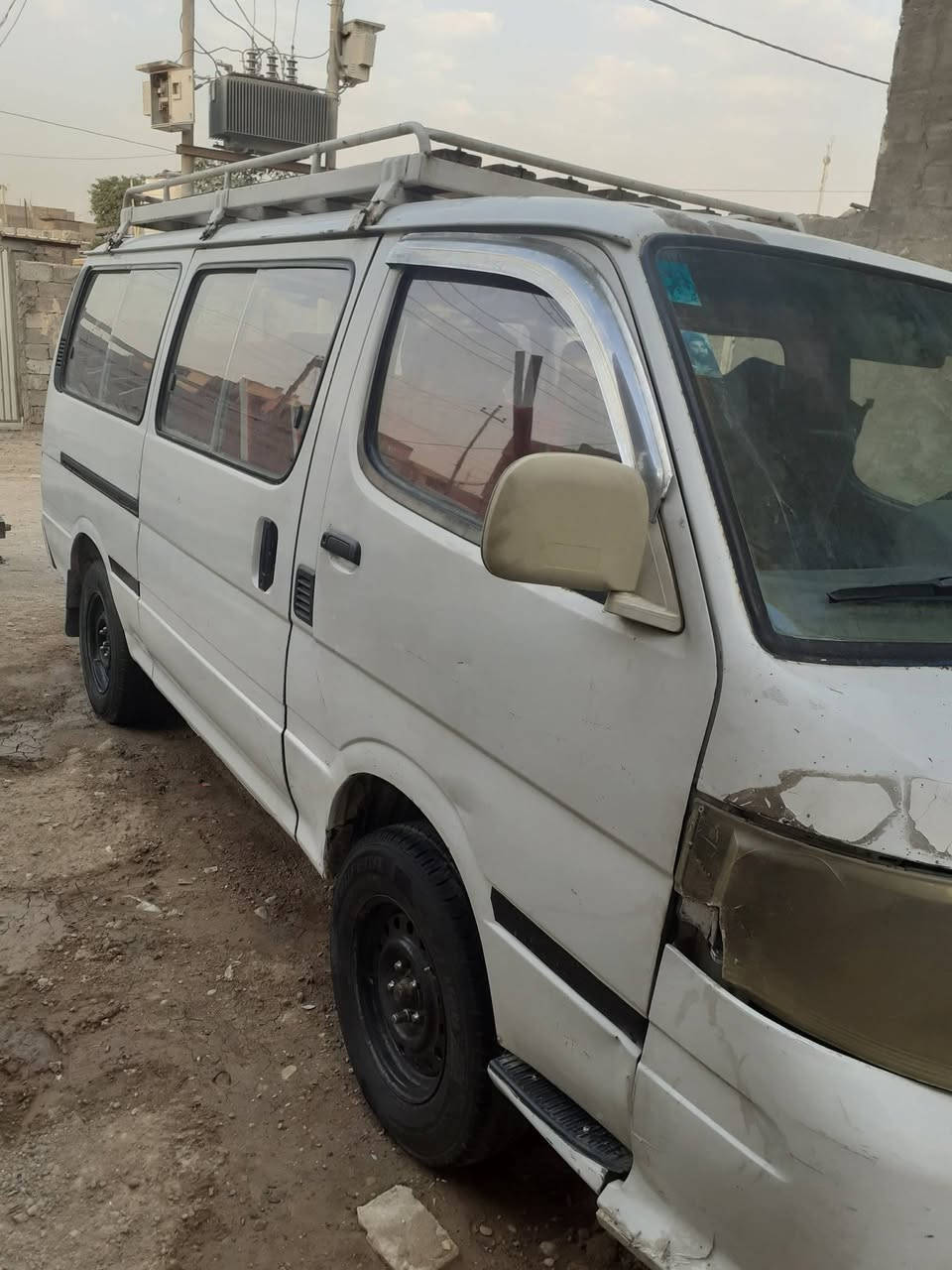 فتون٢٠٠٨ رقم إنكليزي بأسمى السعر٤٢ وبيها مجال وهذا رقمي ***********العنوان بغداد المنطقة كوريش حي الربيع
