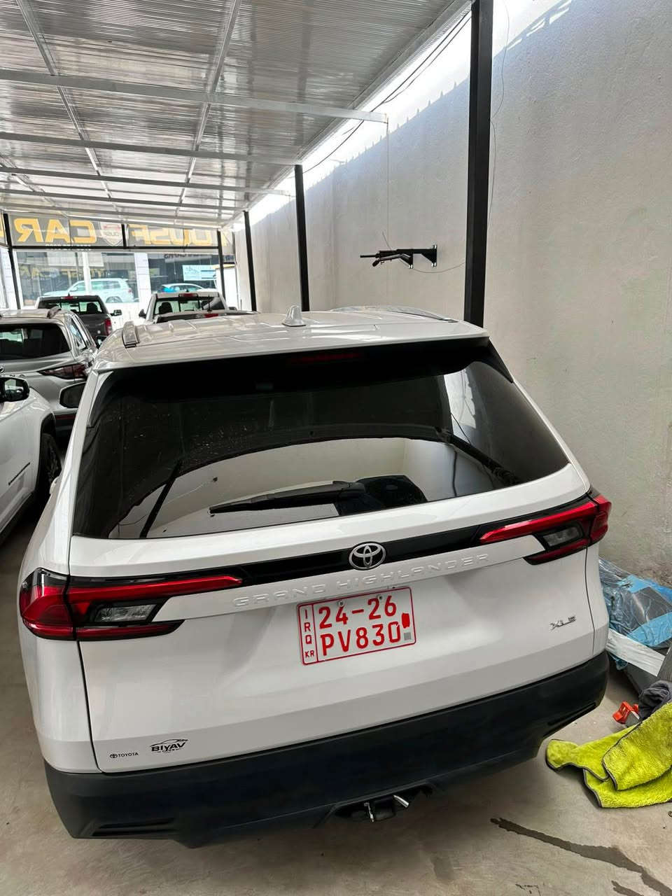 Toyota Grand Highlander | تويوتا گراند هایلندر
.
مودێل: 2024
.
رەنگ: سپی
.
مواصفات: XLE
داخل سپی - کوشن VIP - کوشن هیتر - گێچ نیڤ الکترونی - هتد…)
.
67000 میل
.
1 چاملغ سبغ
بێ داخلی بێ ئیرباگ
.
پشت کبس
.
محرك 4 سلندر + توربو
.
سعر: 348$ پچەک مەجال
.
***********. کورەک + واتساپ
.
زاخو - مهندکارس زاخو, دهوك
