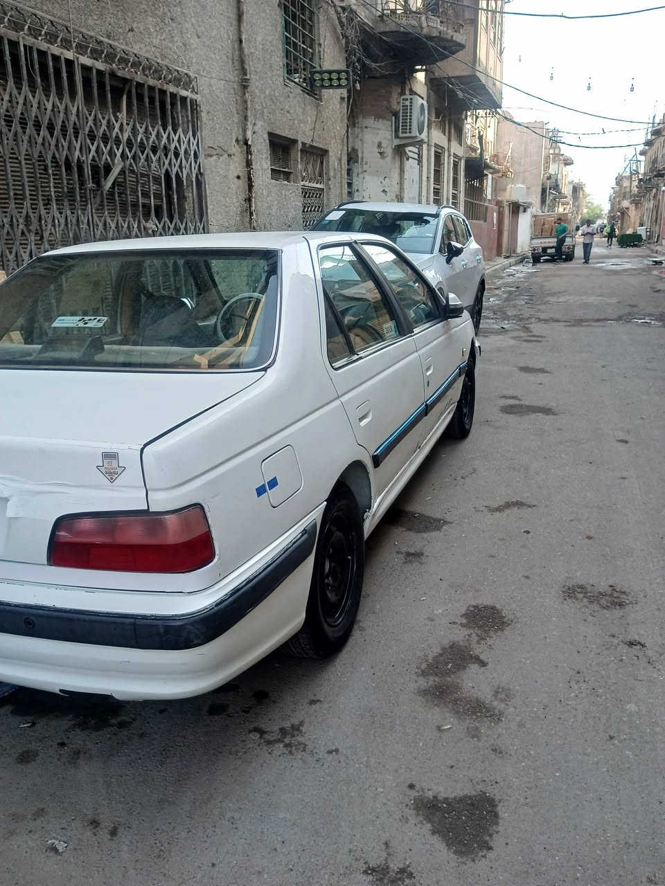 بيجو بارص 2018 كير مكينه مكفولات بيها بدايت لبنيد صبغ نقصها بس مشط بي نضوح دهن تفاصيل السياره انتصل علا هاذا الرقم ***********

