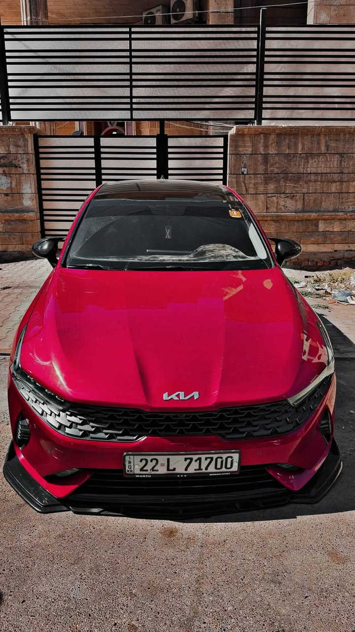 الكرز🌚♥️🍒.
للبيع كي فايف 2023 خليجي وكـاله nim فول مواصفات للاخير محرك2000 دوش سيارة ماشيه 70 كيلو 
كشنات جلد ✅
كشن السايق كهرباء✅.
تدفئة كشنات ✅.
بصمة تشغيل عن بعد✅.
5وضعـيات قيادة ✅.
بانوراما✅.
تحكمات ستيرن ✅.
اشاير شفط..اشاير بلمري✅
تبريد بينانو مـنفصل✅.
تـبريد خلفي✅.
شاشة كـامرة دوارة ✅.
سايد بريك بصمة✅.
اوتو هـولد ✅.
كـروس سرعه✅.
ملاحضـته : بية حـار بخـشم البنيد جدا  بصيط… وبارد بلباب وبعده ممصلح على كد اربع اصابع غـير هذن كلة كفاله عامة كير وتبريد ومحركك كلشي مكفول ♥️.
مكـان السيارة بغداد حي الخضراء ..***********
