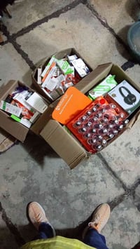 عندي شلعه كامله شاحنه سماعه توصاله ١٥٠ الف ٠٧٧٣١٢٠٢٨٧٢ مكاني بغداد