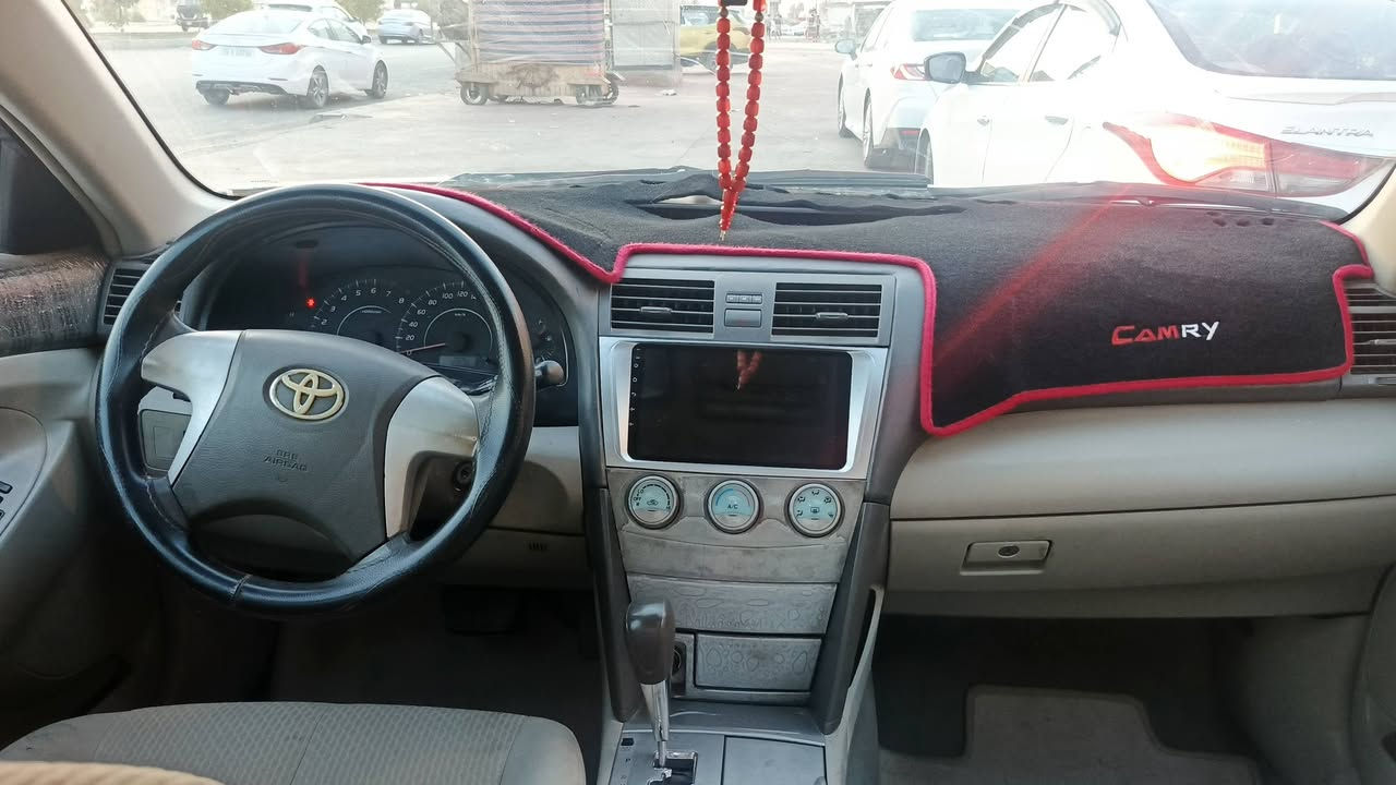 من رخصت الادمن
كامري ٢٠٠٩ وارد خليجي 
السياره كلش نضيفه ما جناي 
رقم دولي باقي 
السعر ١٠٥ $
للاستفسار ***********....***********
مكان السياره ديالى قرب الخالص
