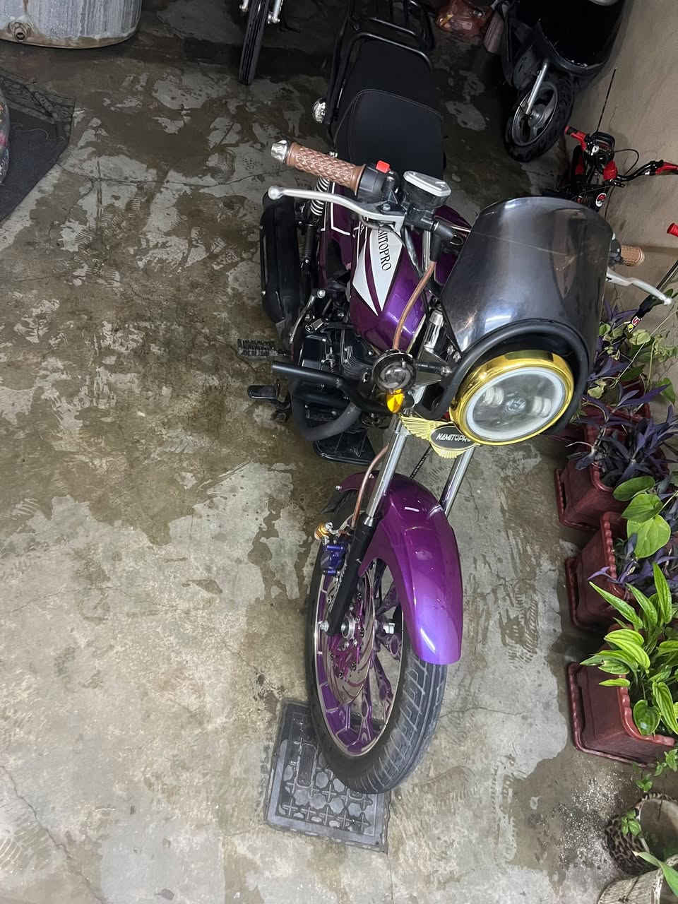 متاح دراجه N-MAX
موديل 26
200cc
منفيس الاصلي 
بشرط اخو الصفر مكفوله كفاله عامه 
رقم  واتساب ***********
