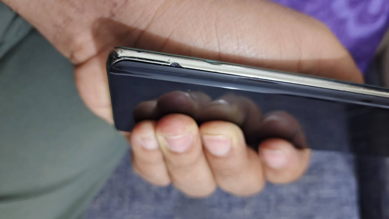 📱 للبيع Infinix Note 40 Pro
🔹 الذاكرة: 256GB
🔹 الرام: 12GB + 12GB
🔹 الكاميرا الخلفية: 108MP
🔹 الكاميرا الأمامية: 32MP
🔹 البطارية: 5000mAh
🔹 الشحن السريع: 90W ⚡
🔹 الملحقات: شاحن 90 واط فقط
💰 السعر: 225 ألف دينار
📍 العنوان: بغداد – حي أور
📞 للتواصل: ***********
