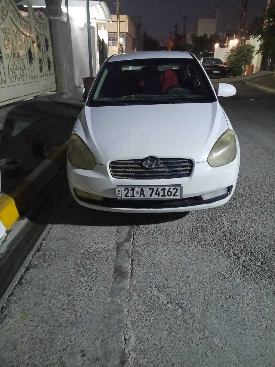 اخوان سياره اكسنت شكل القديم للبيع مكلف با نشر لا احد يجي خاص الشراي يتصل على صاحبها ***********عنوان كركوك حي الواسطي
