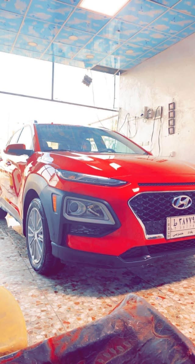 السلام عليكم
كونا وارد 2020 
محرك دوش 2000 
كير at 
نظام السرعات 2  العادي + سبورت 
تدفئة كشنات  
مانع انزلاق 
 بصمة 
رادار 
اشاير  مري
تحديد مسار 
كاميرات
شاشة
مانع تصادم 
83mil 

بدون ايرباك 
 السيارة بيها  بنيد  نظيفة ورقمها بغداد    
130$ 
***********
