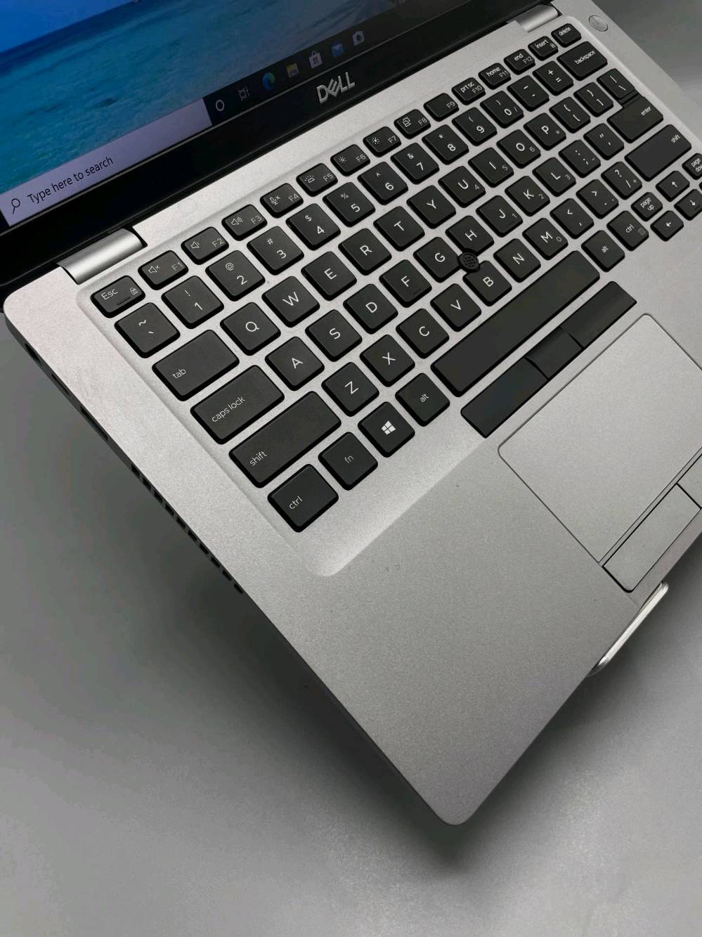 ديل ٥٤١٠ • i5 الجيل العاشر • ٨GB رام