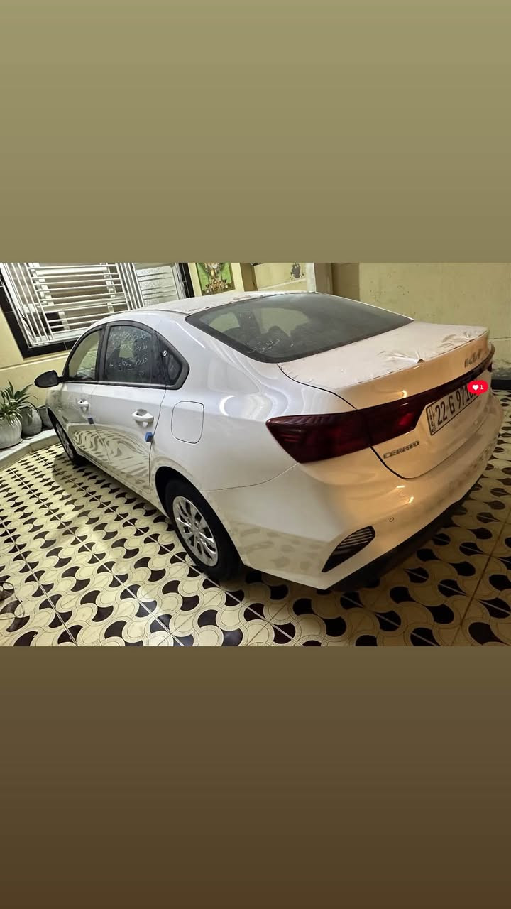 السلام عليكم
سيراتو 2024 

محرك 1600 

داخل لونين 

تبريد قطعتين 

رقم اربيل وكالة او تحويل حاضر 

ماشيه 8 الاف يعني زيرو 

واسط قضاء الزبيدية 

*********** 

السعر : 180
