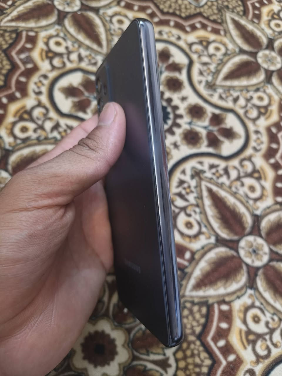 سلام عليكم سامسونك A73 5G ذاكرة 256 رام8 معالج سناب دراكون 878 بوبجي 60فريم شاشة سوبر اموليد مدمجة بشاشة تردد الشاشة 120هرتز فوول سلاسة  شحن تايب سي 25واط شحن سريع جدا جهاز نظيف كامرة خلفية 108فول دقة والامامية 16 جهاز غني عن التعريف شرط تجي تفحص وتقتنع بي وتاخذه بدون غراض بطارية 5000الاف للبيع السعر 280الف وبي مجال للشراي او مراوس حسب الاتفاق العنوان بغداد ***********واتساب او تصال
