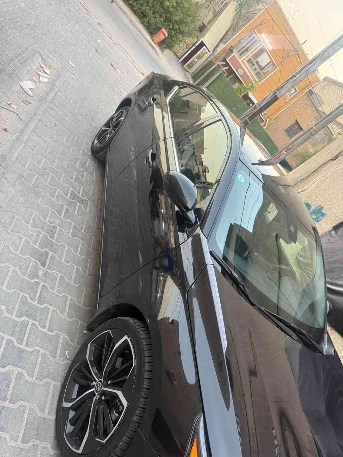 سلام عليكم 
Nissan Altima SR 2023 AWD

اللون اسود حادث خلفي صندوق وجاملغ وباب خلف الصدر تعديل ب شاصي والحوض بدون ايرباك ولا ايرباك طاك صور الحادث موجوده  وصور تصليح عدي رقم بغداد باسمي 

فقط بيع بدون مراوس
 
ماشيه 67000 ميل 
محرك 2.5 4 سلندر 
مواصفات 
كشن سايق كهرباء 
شفتات سرعة 
تشغيل عند بعد 
نقاط عمياء 
رادار امامي 
رادار خلفي 
توقف امامي اوتو 
هند بريك دگمه 
ابل كاربلاي اندرويد اوتو 

تخم تاير جديد
حجر البيئه والكتلوكات كلها موجوده ومكينه وكير  وسياره باسمي واني كصيتها من امريكا على ايدي وكهربائيات كلشي ما مفتوح بيها 

السعر 135وبيها مجال قليل 

مكاني بغداد بلديات 📞 ***********
موجود واتساب

