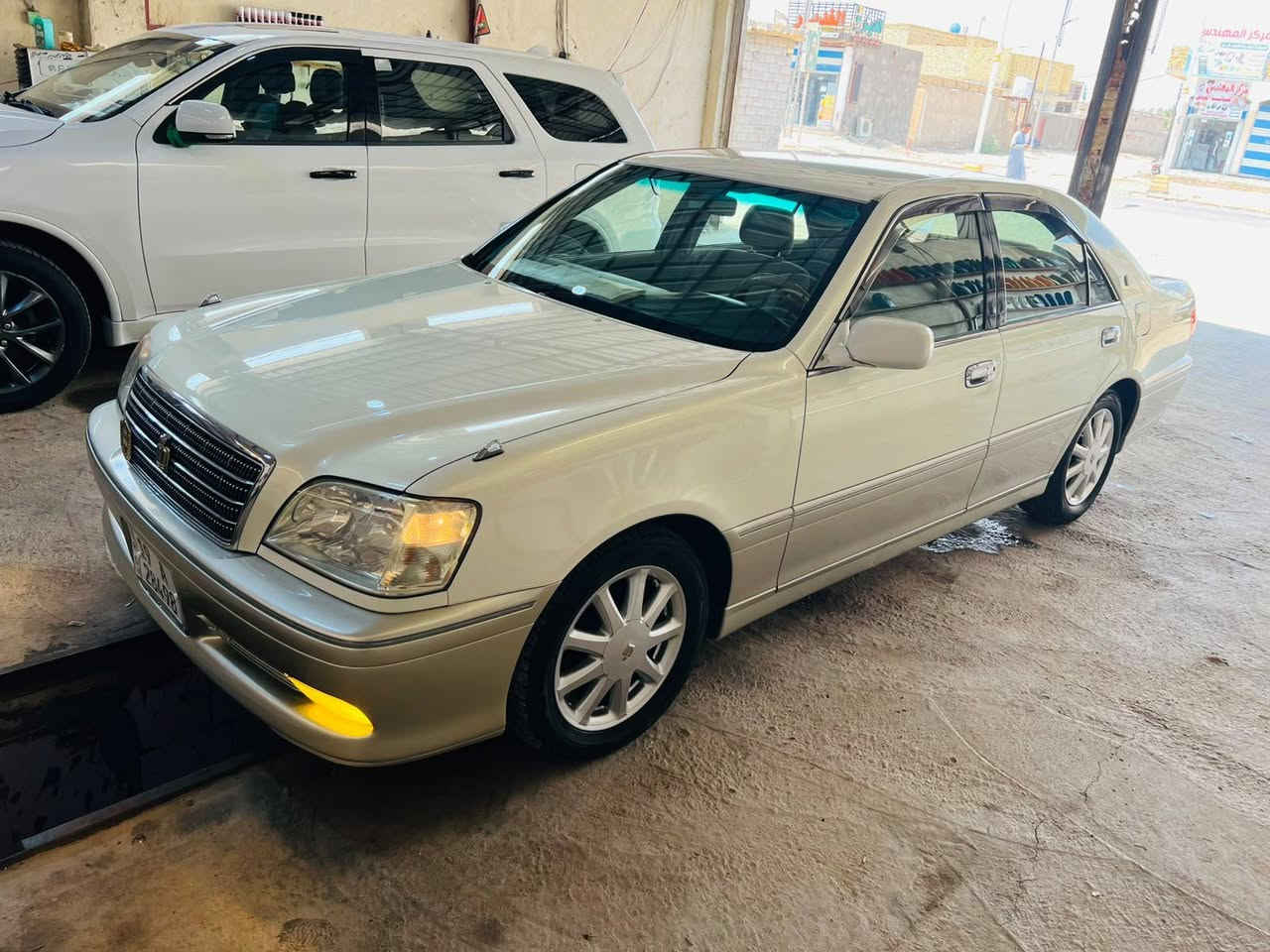 للبيع كراون ملكه قرار 102 بسمي تحويل مباشر رقم كربلاء جاهزه بعدهي بريحت الشركه 3دكم برده كرستال اصل شاصي 75ديفورالكبير مكينه كير تبريد كله فول السعر 152 موديل 2002 العنوان ناصريه للاستفسار ***********
