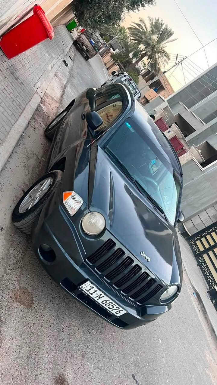 سلام عليكم 
جيب كومباس موديل 8 ورارد حادثه جاملغ سايق وبنيد مصلحات بدون تبديل سياره مصبوغه حزام اثر جراد وخياسات باب وهلال جاملغ  
محرك 2400 وگير 6 نمر وتبريد منظومه جديده ويه السويج ناعمه وعلى فحص وتراي وين ماتريد
عارضه 62$ بيه مجال لليشتري سياره بسمي تحويل شوكت ماتريد للتواصل (***********)بي واتس مكاني اطراف بغداد جسر ديالى جديد
