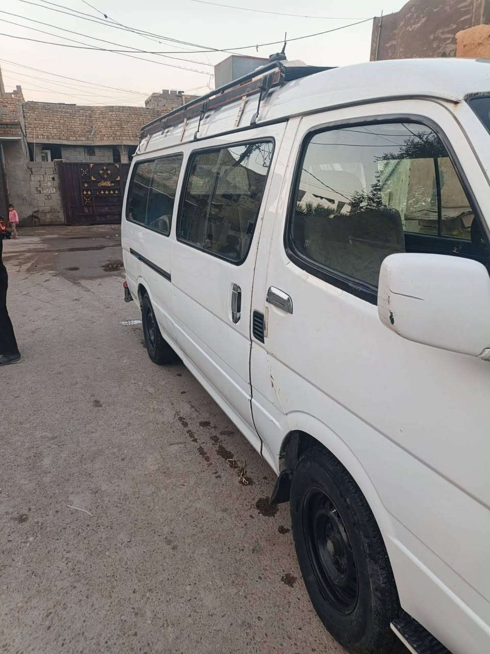 السلام عليكم جنبي H1 رقم واسط للبيع منضومه غاز تخم تاير جديد حداديه جديده ضربه بل بچم خفيفه مسحوبه شرط السونار موديل 2015 السعر 85 وبيهه مجال مكاني بغداد السياحي رقم الهاتف ***********
