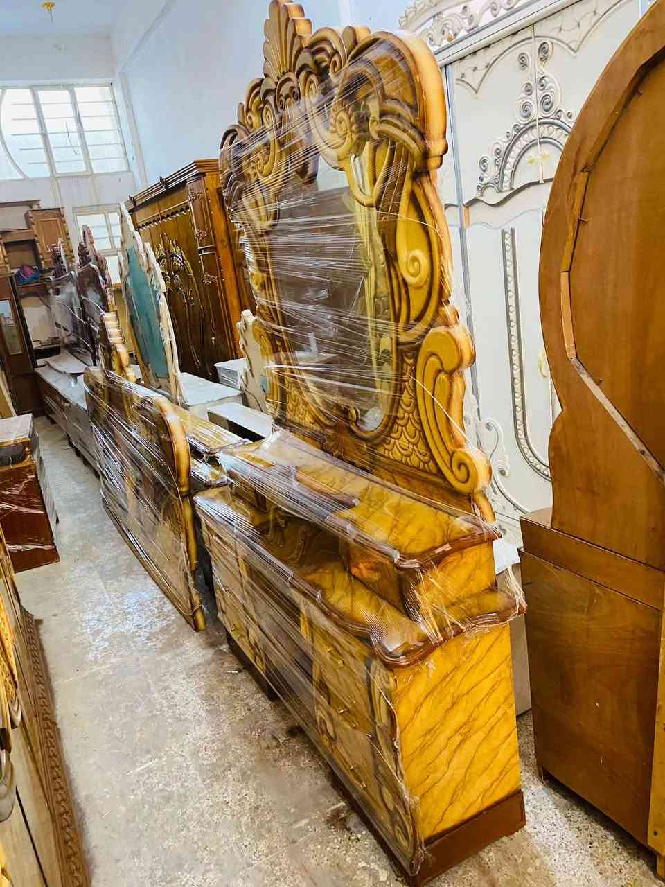 غرفة نوم عراقي مستخدم اخو الجديد وباسعار مناسبة شغل درجة اولى مرتب ضهر جرجوبة توصا احطاطة صاج خارج داخل 
السعر 750 الف وبيها مجال للطيبين 
رقم الهاتف ***********
