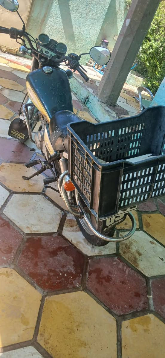 سلام عليكم دايلم طويل وابتر للبيع الطويل بي خيط دخان ول ابتر كامل مجفت جديد سعر الطويل ٤٠٠ بيها مجال ول ابتر ٧٠٠ بي مجال لبتر نضيف مناقصه شي الاتصال مو شراي لتعبني ***********
