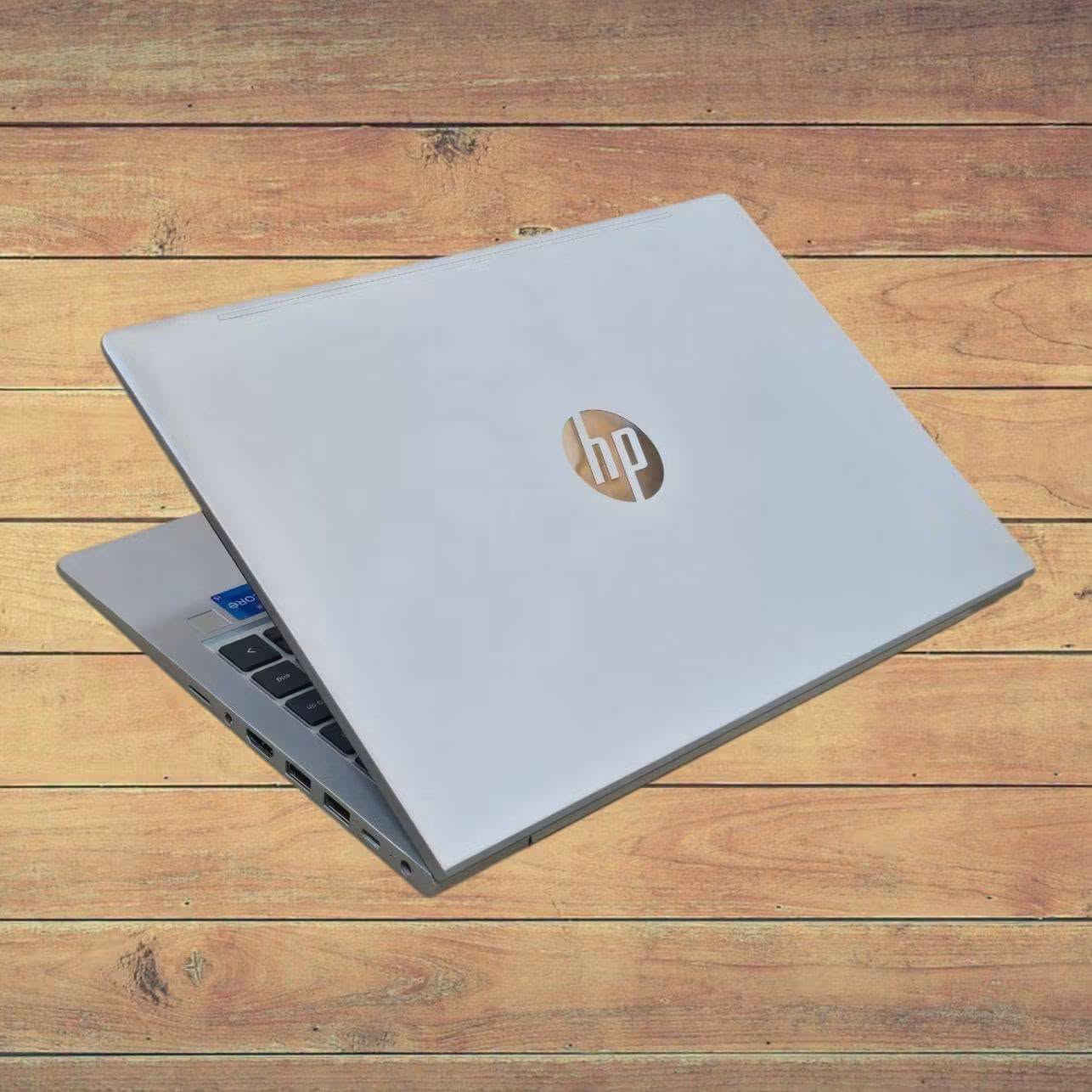 HP ProBook 440 G8 • Core i5 الجيل 11 • ٢٥٦ جيجا SSD