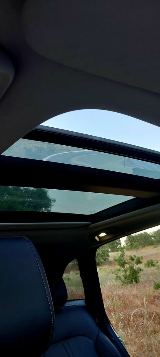 للبيع
Mazda CX-90 PREMIUM 2024
ماشيه ١٨٠٠٠ميل
بانوراما 
كشنات vip
محرك ٦ سلندر مايلد هايبرد 
دبل اكسل
بيه هواي مواصفات 
بدون رقم 
كاتي تترقم جميع محافظات إقليم 
شرط الترقيم 
صبغ
نص جاملغ كدام جهة العبري 
نص جاملغ خلفي نفس الجهه
بدون قطره دواخل 
صور الحادث موجود 
مزيد المعلومات 
*********** وتساب موجود
