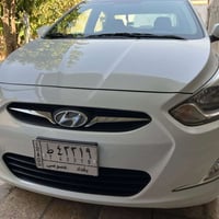 من رخصة الادمن هونداي اكسنت ٢٠١٥ شركة السيارة مكفولة من الصبغ والبارد ...