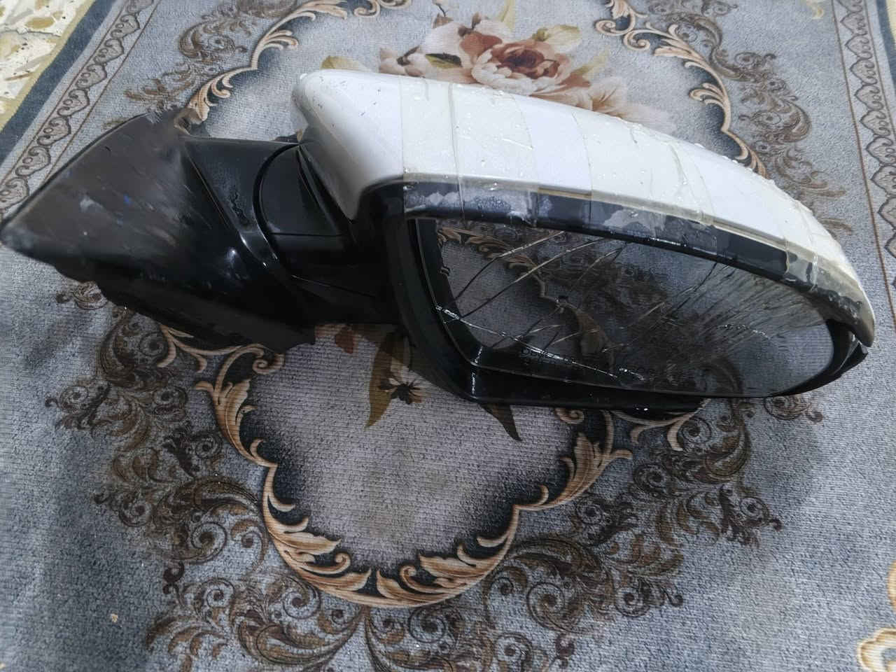 السلام عليكم مرايه مال ابتيمه 2016 عوزهه بس جامه وعلي نضيفه مال تفصيخ من سياره البلاديه شرط مال سياره كفاله نكسرت الجمه بدلتهه كلهه شراي ***********
