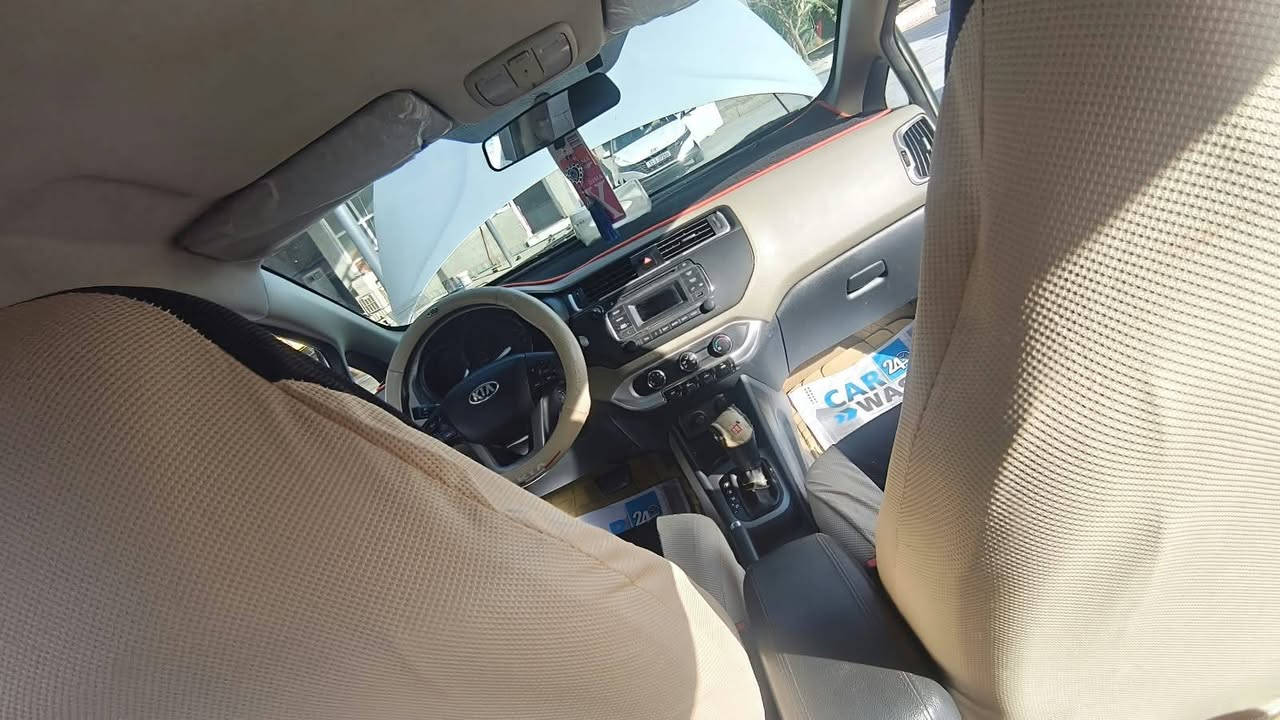 كيا ريو 2016 خليجي محرك 1600 دوش السيارة مكفوله كفاله عامه ماعدا الدوسات جوه مصبوغة محرك كير تبريد كله كفاله كهربائيات كلها شغاله ارضيه جلد غرفتها كلش حلوه وضع شركة تخم تايرات جديد منضومة بانزين جديدة باتري جديد صدر امامي خلفي جديد رقم بغداد دولي شبه المميز بسمي تحويل شوكت ماتريد  السياره كلشي ماناقصها ربع ماتصرف عليها (السعر خاص)للبيع او مراوس ب سوناتا 10 او 9 مقدس أبيض المكان / فلوجه صقلاويه للاستفسار الاتصال على الرقم /***********
