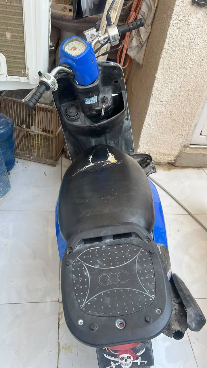 سلام عليكم بوليس طافيه كابريتر  السعر 350بيه مجال مكان كربلاء البوبيات يم  اسواق برتقاله *********** دراجه نضيفه حلوه
